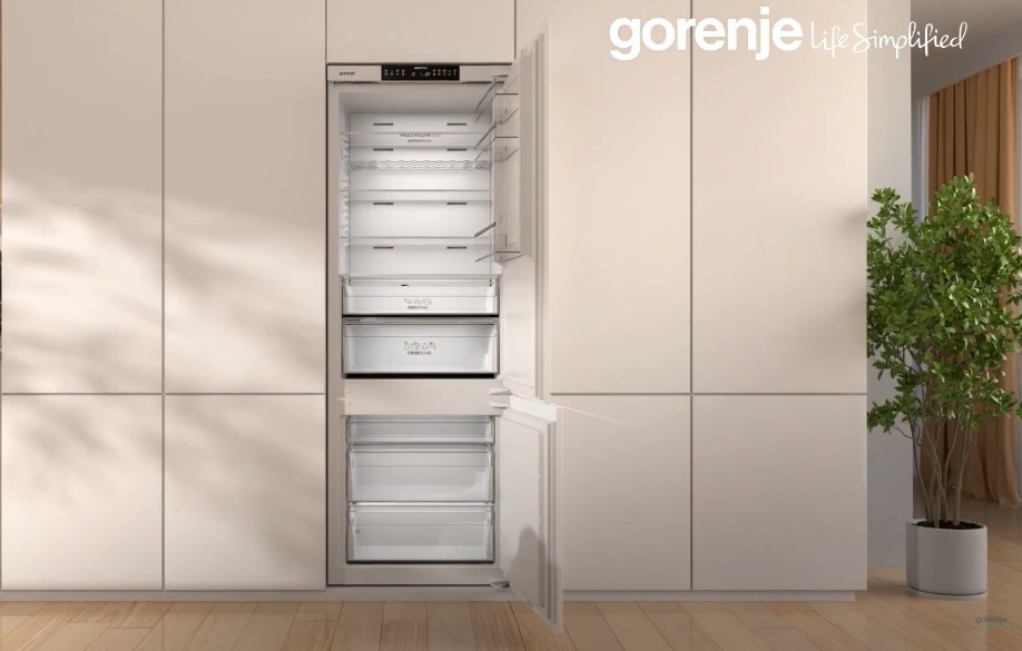 Холодильник Gorenje NRKI519E82WF
