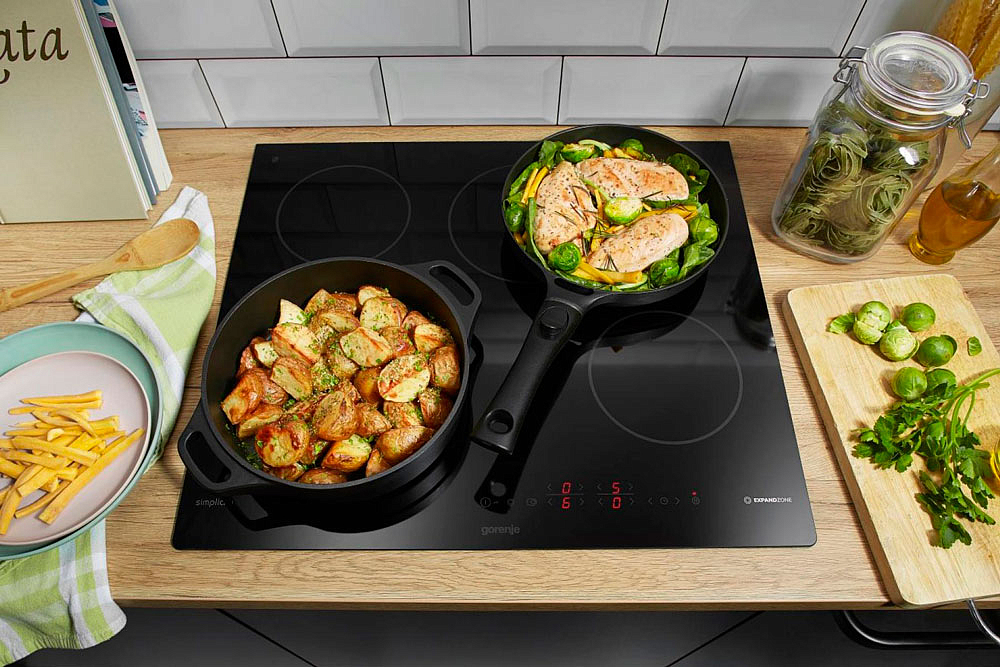 Независимая стеклокерамическая варочная панель Gorenje ECT643SYB preview 14