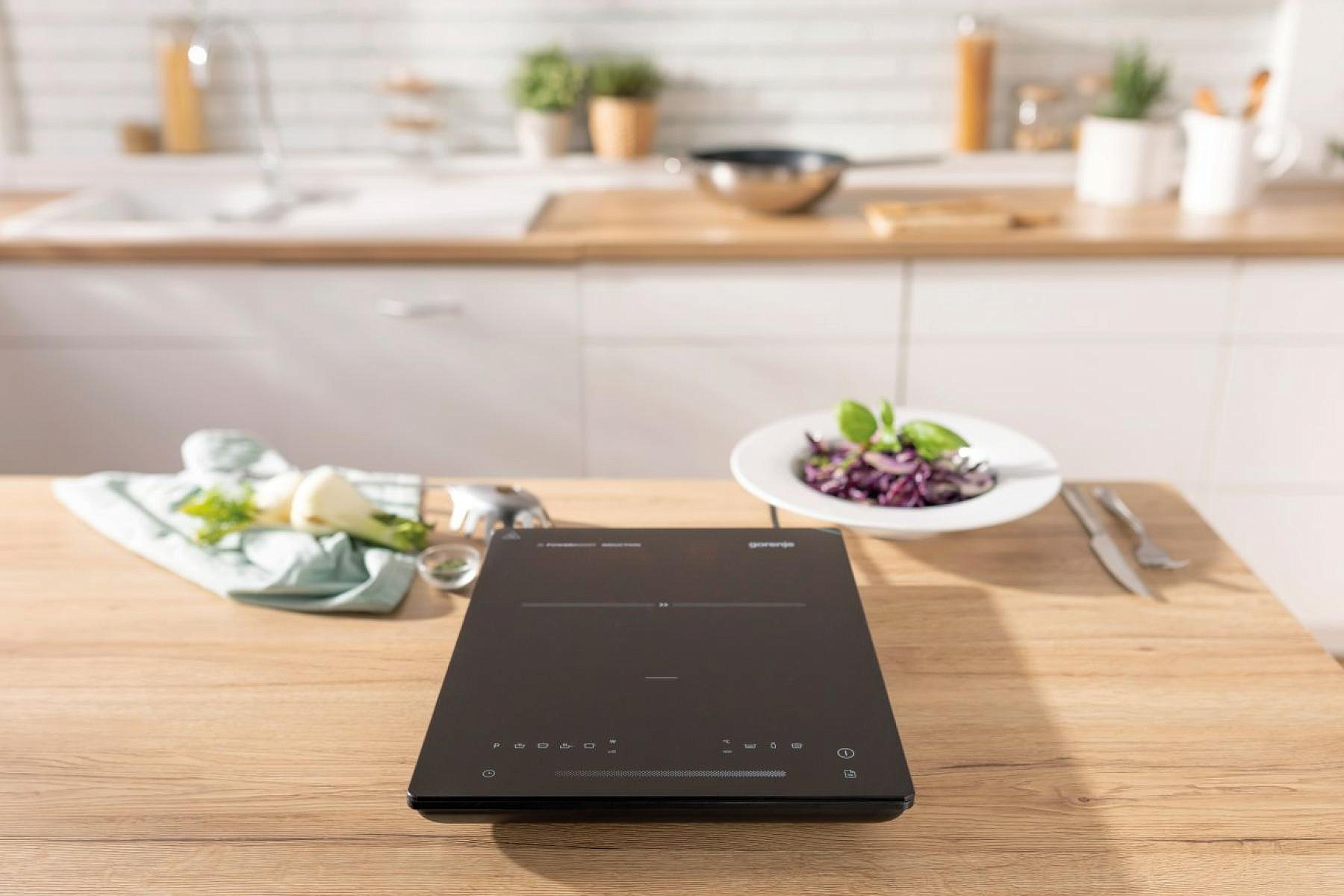 Индукционная плитка Gorenje ICY 2000 SP preview 5