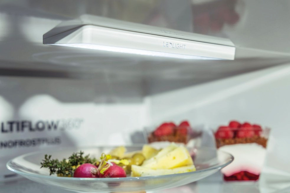 Отдельностоящий холодильник Gorenje NRK6192AXL4 preview 17