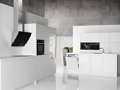 Встраиваемая микроволновая печь с грилем и конвекцией Gorenje Plus GCM832B
