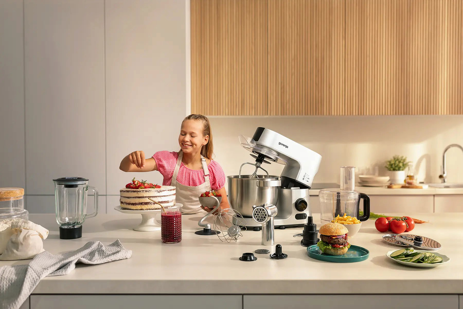 Кухонная машина Gorenje MMC1000CA preview 15