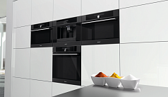 Компактная духовка с функцией микроволновой печи Gorenje Plus GCM712B