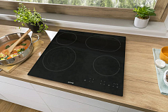 Независимая стеклокерамическая варочная панель Gorenje ECT646BSCE