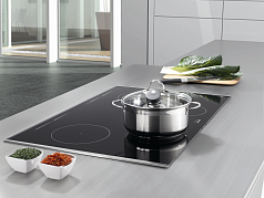 Независимая индукционная варочная панель Gorenje Plus GIS68XC